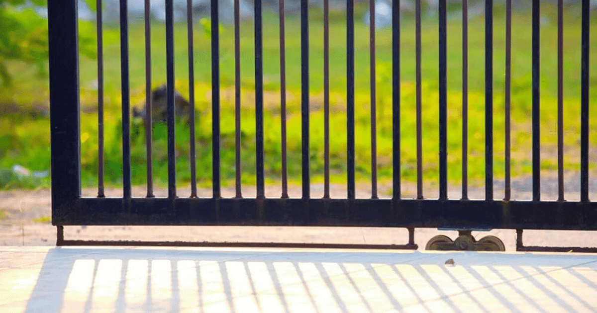 contemporary metal driveway gates