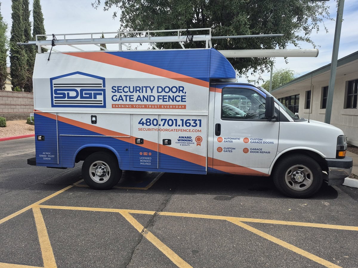 Security Dor Gate and Fence expert garage door and gate repairs service Valley-wide including Scottsdale, Phoenix, Cave Creek, Paradise Valley and Arcadia