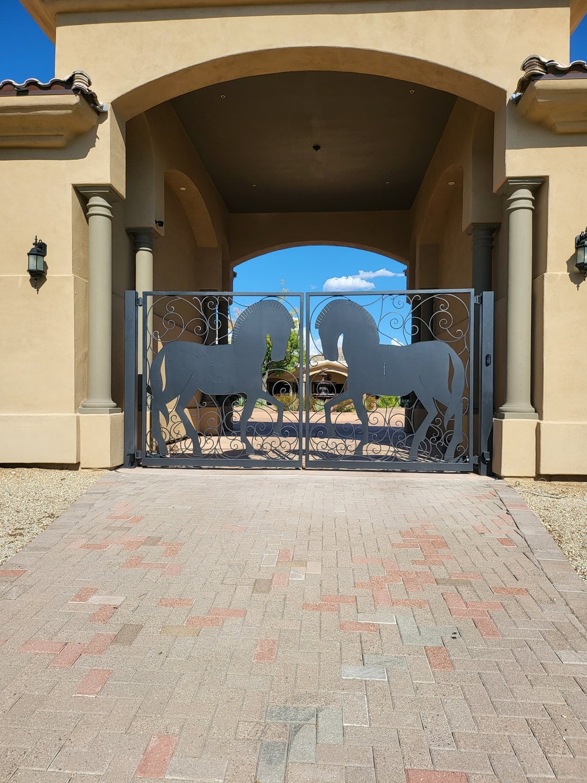 Custom iron automatic gate with horse silhouette design, Scottsdale AZ