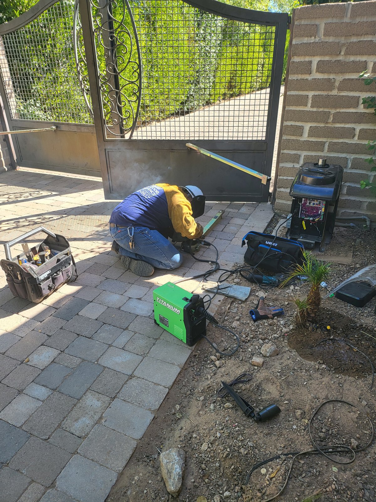 Gate repair welding service in McCormick Ranch, Scottsdale AZ