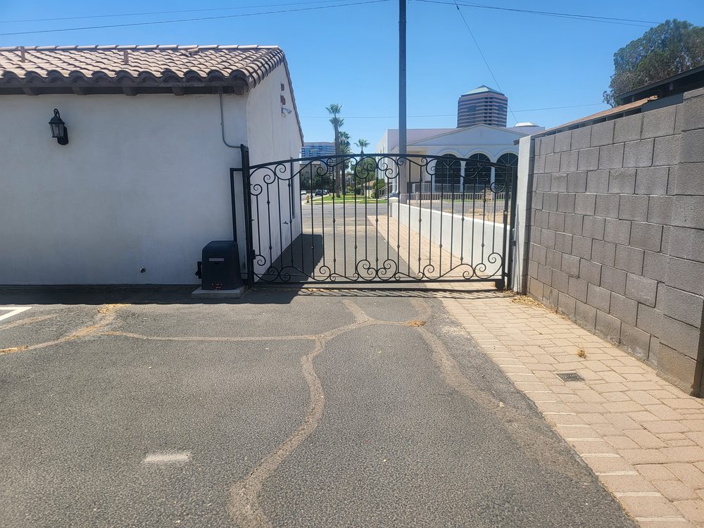 Residential slide gate installation